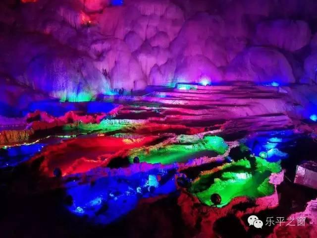 在宿舍不能走，只能借歌消愁，用文言文怎么说？游戏画面